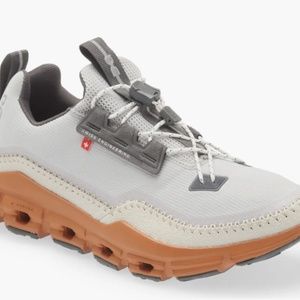 On Cloudaway Hiking Sneaker - Women, US 10 - EU 42